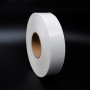 Bandă termoadezivă tip plasă cu suport de hârtie, 2,5 cm x 50 m – Repară și fixează fără cusături, direct cu fierul de călcat, Alb.
