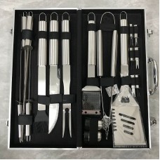 Set ustensile grătar 18 piese cu husă aluminiu, inox + silicon, mânere lungi, argintiu