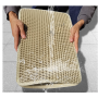 Covoraș impermeabil dublu strat pentru litiera pisicii, 90 × 60 cm – soluția practică pentru o zonă mereu curată. Bej. Covoraș impermeabil dublu strat pentru litiera pisicii, 90 × 60 cm – soluția practică pentru o zonă mereu curată. Bej.